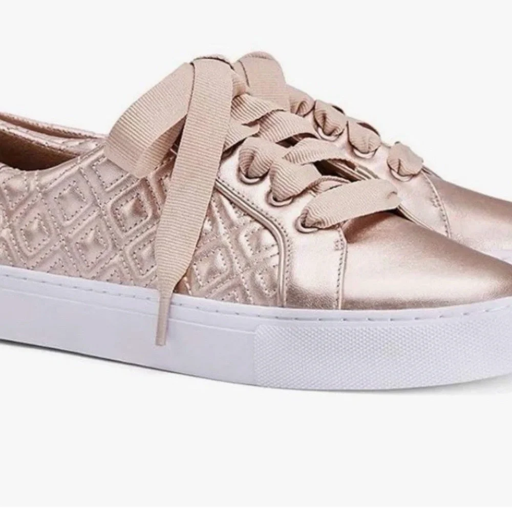 Tory Burch Marion fashion sneakers gold quilted leather size 10